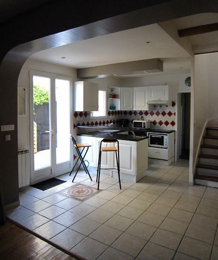 Maison de charme à La Rochelle Croix-Chapeau Esterno foto